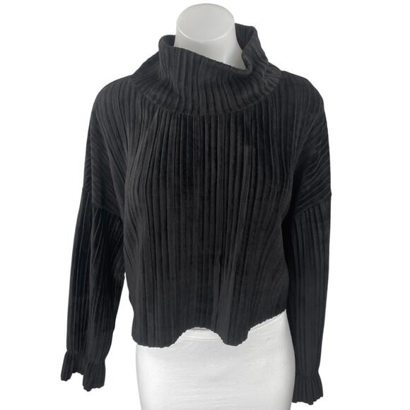 Ontwelfth Sweaters - Ontwelfth Women's Black Pleated Knit Long Sleeve Turtleneck Sweater Top Size S